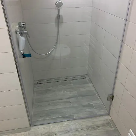 Am Mueritz Seeufer شقة