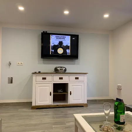 Am Mueritz Seeufer * فارين