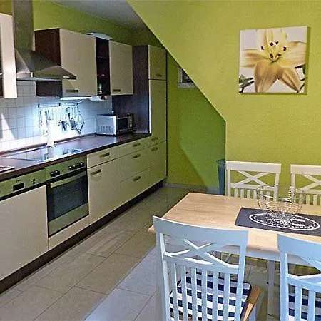 Am Mueritz Seeufer * فارين